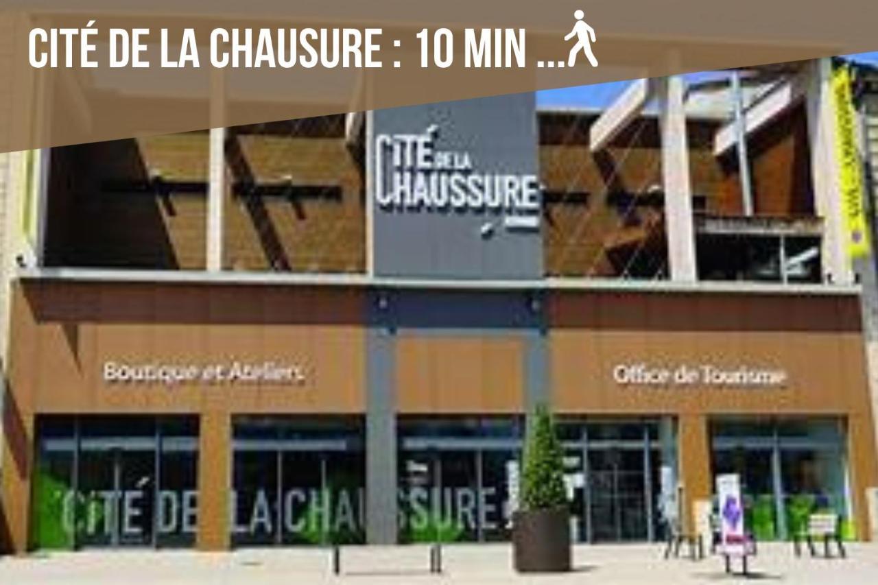Le Bouquiniste, Centre Historique, Fibre, Ess, Rez-De-Chaussee, Bedinshop Romans-sur-Isère Eksteriør billede